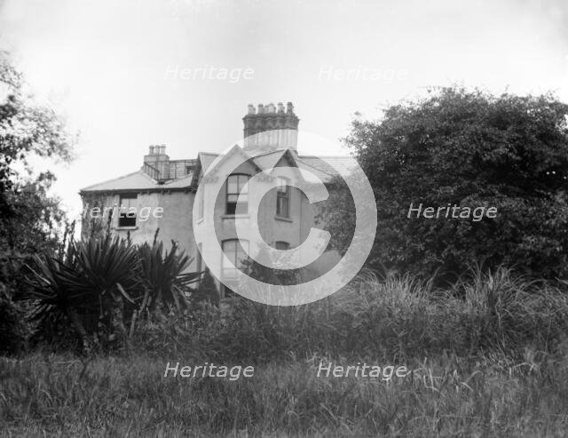Country house, possibly near Kilernan Abbey, Ireland, 1900. Creator: Robert Augustus Henry L'Estrange.