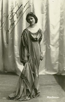 Dancer Isadora Duncan, c. 1906.