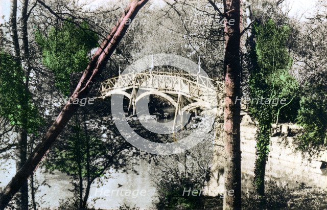 Bridge over the River Thames at Nuneham Courtenay, Oxfordshire, 1926.Artist: Cavenders Ltd
