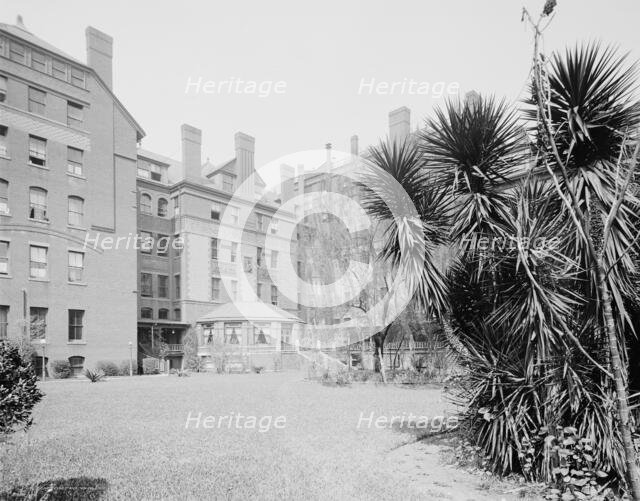 Court, De Soto Hotel, Savannah, Ga., c.between 1910 and 1920. Creator: Unknown.