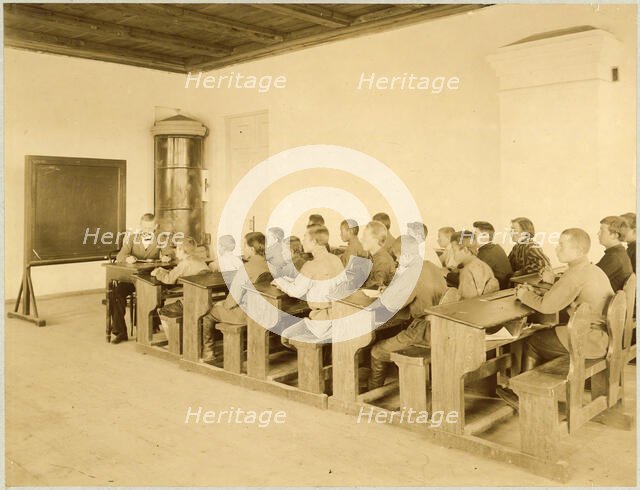 Top floor. I class, 1898. Creator: Unknown.