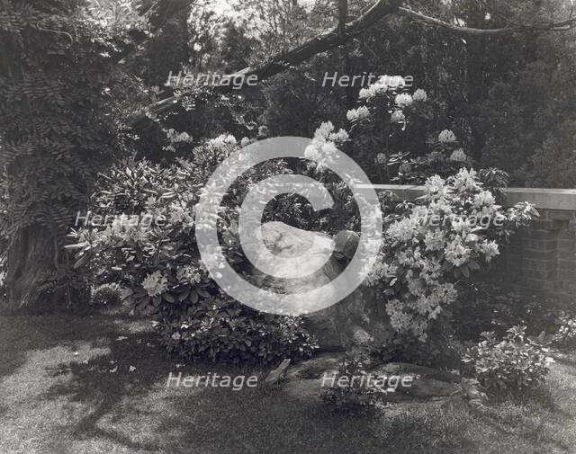 "Welwyn," Harold Irving Pratt house, 100 Crescent Beach Road, Glen Cove, New York, c1918. Creator: Frances Benjamin Johnston.