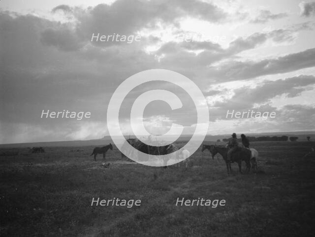 Acoma, New Mexico area views, between 1899 and 1928. Creator: Arnold Genthe.