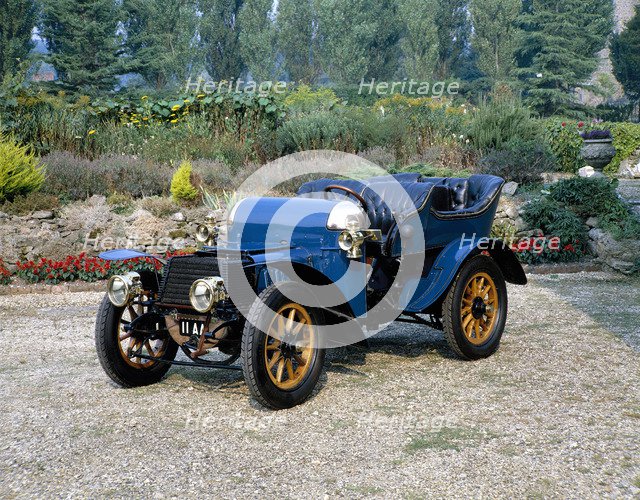 1903 Daimler. Artist: Unknown