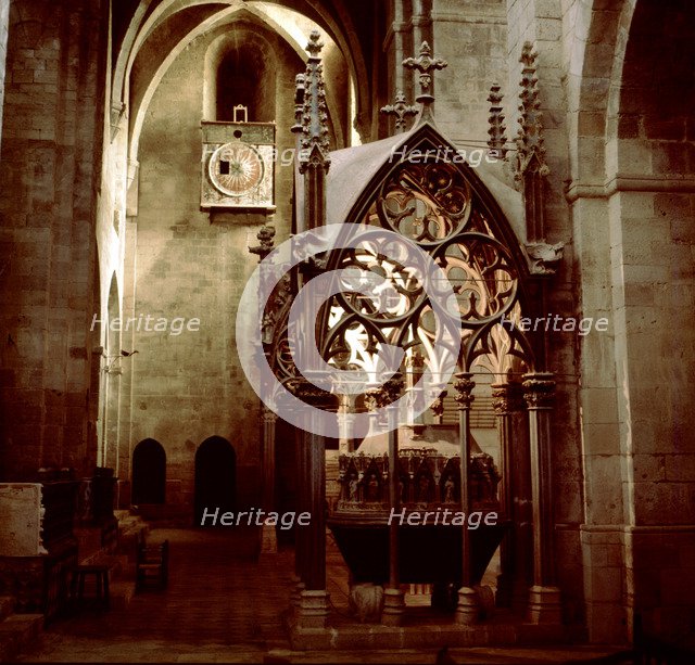 Detail of the tomb of 'Peter II the Great', buried in the Cistercian monastery of Santes Creus in…
