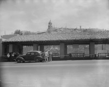 Inspection station on the California-Arizona state line, Yuma, Arizona, 1937. Creator: Dorothea Lange.