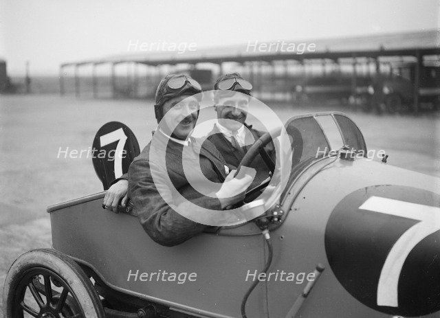 W Bickell in his Singer at the JCC 200 Mile Race, Brooklands, Surrey, 1921. Artist: Bill Brunell.