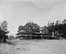 Macatawa Park Hotel, Macatawa Park, Mich., between 1890 and 1901. Creator: Unknown.