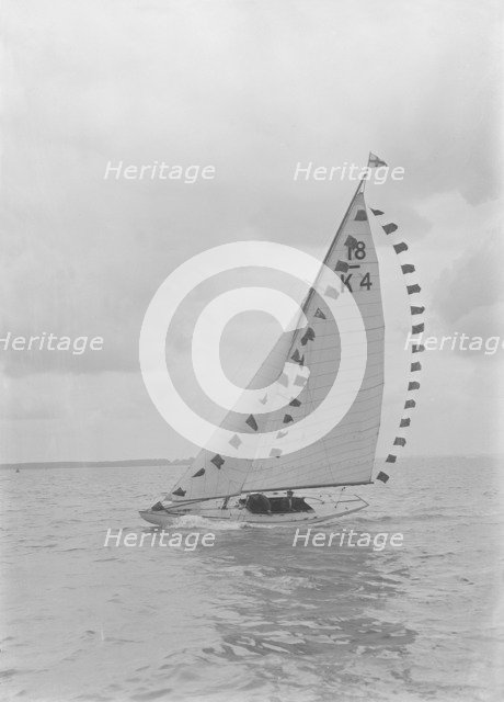 Saling yacht 'Asphodel' (K5) with prize flags, 1922. Creator: Kirk & Sons of Cowes.