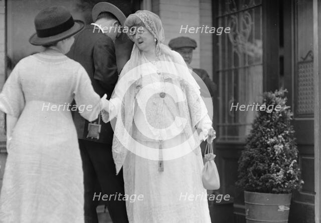 Dolly Madison Breakfast - Miss Nannie Randolph Heth, 1912. Creator: Harris & Ewing.