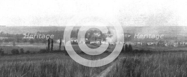 'Le Champ de Bataille; La preparation d'artillerie allemande sur Malancourt et..., 1916 (1924) Creator: Unknown.