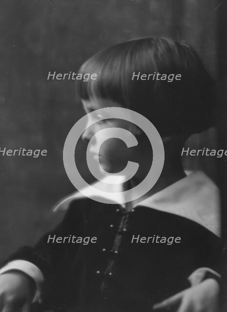 Lewis, Dorothy, Mrs., boy of, portrait photograph, 1916 Feb. 14. Creator: Arnold Genthe.