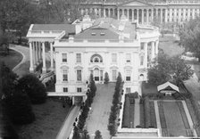 White House - Tent in Rose Garden, 1914. Creator: Harris & Ewing.
