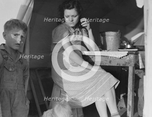 FSA emergency migratory labor camp, Calipatria, Imperial Valley, California, 1939. Creator: Dorothea Lange.