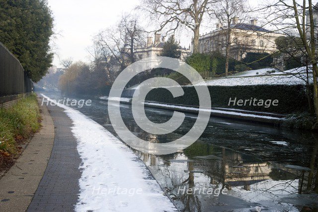 Regent's Canal, 23/12/09, 10:41:00. Creator: Ethel Davies.