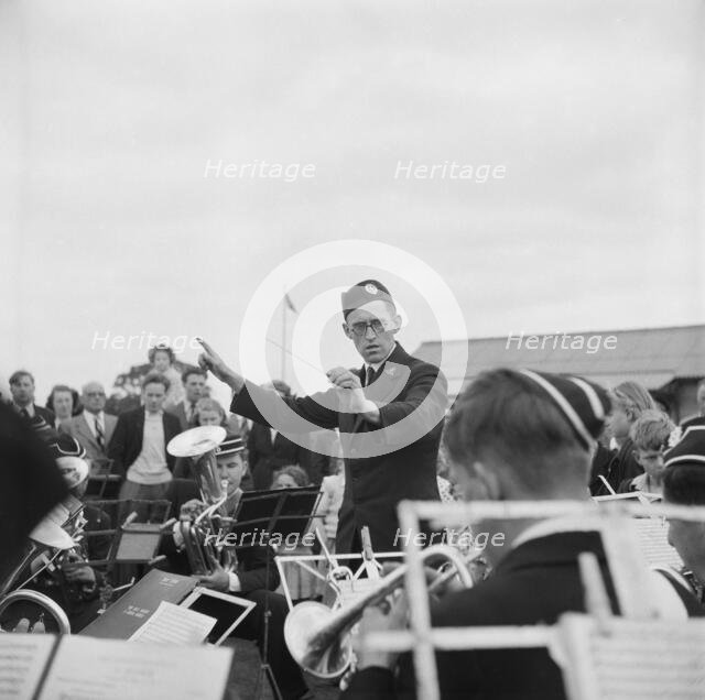 Laing Sports Ground, Rowley Lane, Elstree, Barnet, London, 27/06/1953. Creator: John Laing plc.