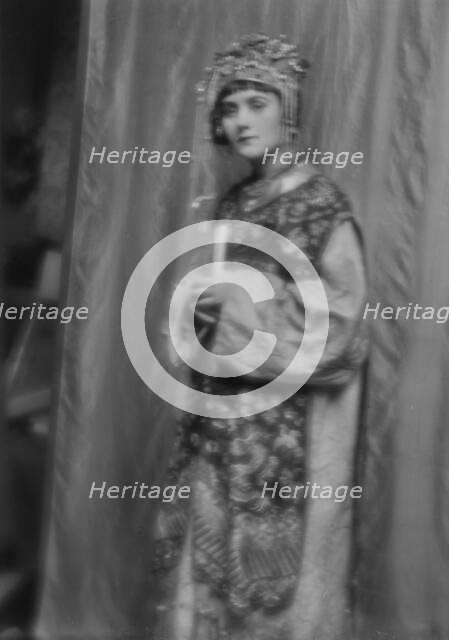 Day, Juliette, Miss, in costume for "Yellow Jacket", 1913 Jan. 16. Creator: Arnold Genthe.