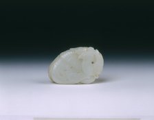 'Mutton fat' jade pendant of a phoenix and peaches, Qing dynasty, China, probably 18th century. Artist: Unknown