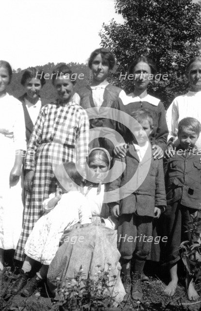 Polly Mitchell, Burnsville, Yancey County, North Carolina, USA, 1916-1918. Artist: Cecil Sharp