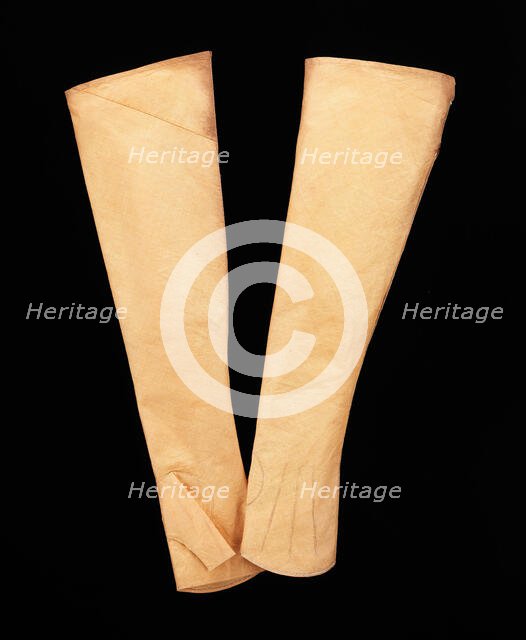 Mitts, British, ca. 1770. Creator: Unknown.