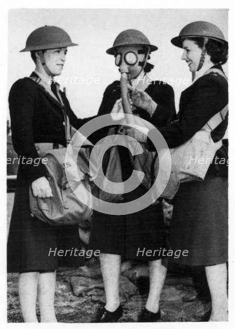 WACs at Fort Sheridan, Illinois, USA, 1940. Artist: Unknown