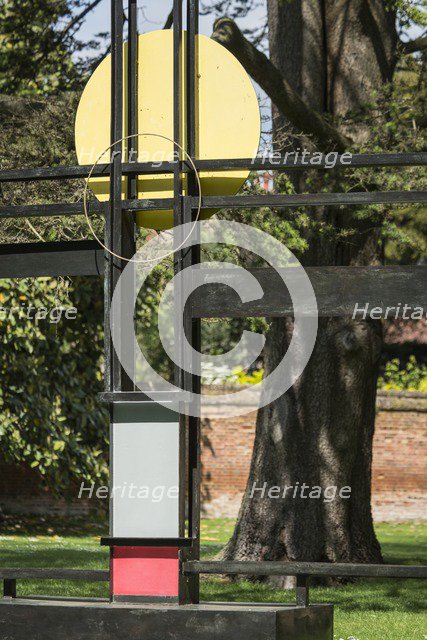 'Construction (Crucifixion)', sculpture by Barbara Hepworth, Winchester Cathedral, Hampshire, 2015 Artist: Steven Baker.