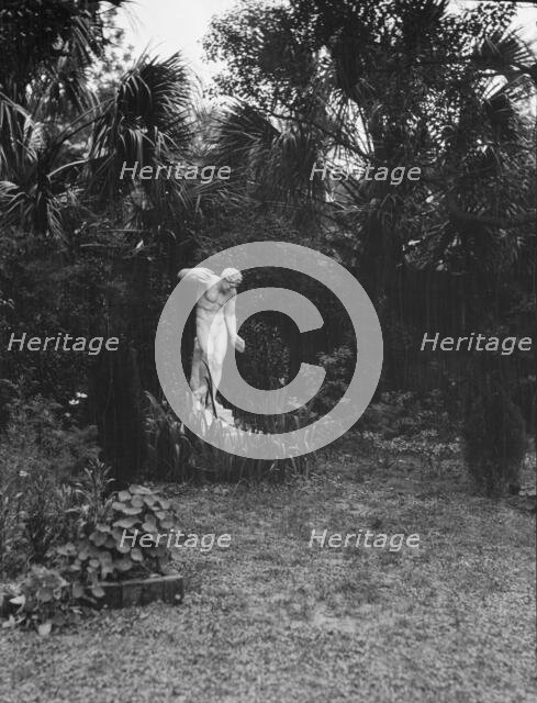 Garden with a statue, New Orleans or Charleston, South Carolina, between 1920 and 1926. Creator: Arnold Genthe.