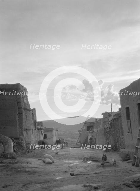 Acoma, New Mexico area views, between 1899 and 1928. Creator: Arnold Genthe.