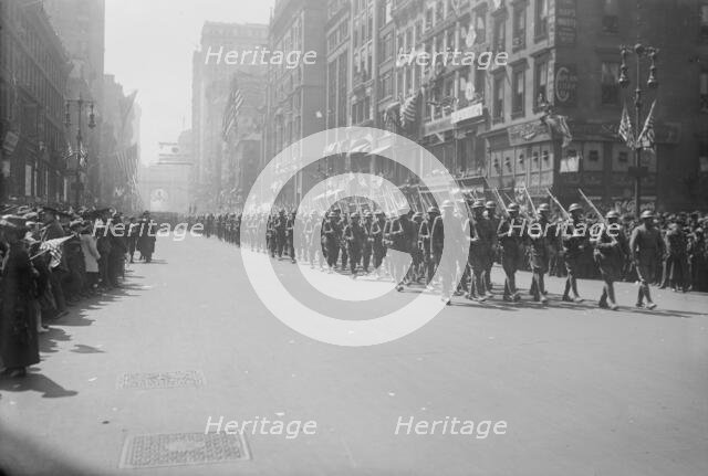 27th Parade, Mar 1918. Creator: Bain News Service.