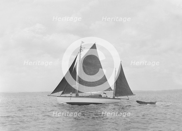 The 6 ton ketch 'Shona' under sail, 1921. Creator: Kirk & Sons of Cowes.
