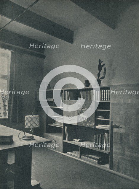 'Corner of a library designed by Hans Hartl', c1927. Artist: Unknown.