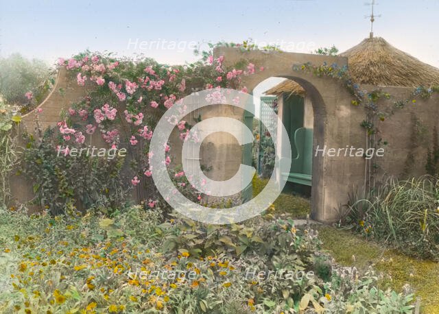 "Gray Gardens," Robert Carmer Hill house, Lily Pond Lane, East Hampton, New York, c1914. Creator: Frances Benjamin Johnston.