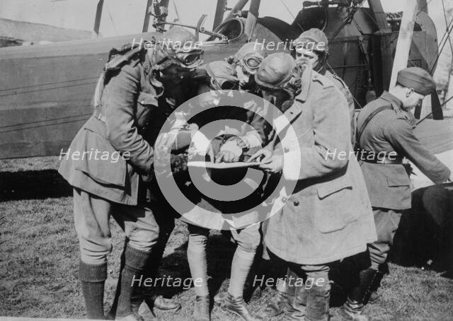 British aviators consulting, between 1914 and 1918. Creator: Bain News Service.
