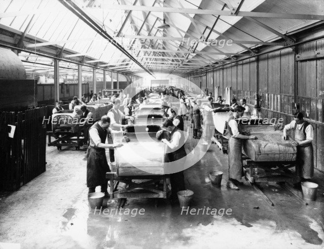 Morris Cowley paint shop, 1920s. Artist: Unknown