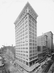 Ingall's Building, Cincinnati, Ohio., between 1900 and 1906. Creator: Unknown.