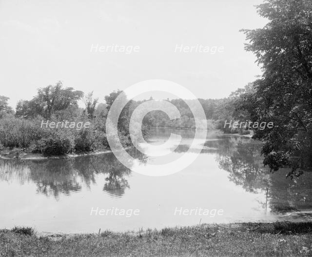 Glimpse of paradise, Smith College, Northampton, between 1900 and 1906. Creator: Unknown.