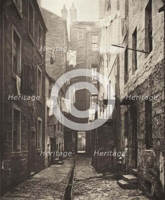 Close No. 75 High Street (#12), Printed 1900. Creator: Thomas Annan.