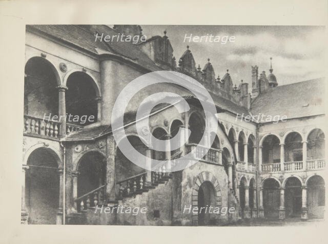 Castle courtyard, Baranów Sandomierski. Creator: Unknown.
