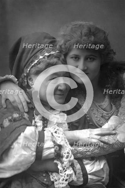 Mary Anderson (1859-1940), American stage actress, and Mrs Stirling, 1890.Artist: W&D Downey