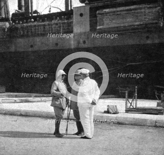'Les Evenements de Grece; Les generaux Monterou, Regnault, commandant les troupes..., 1917. Creator: Unknown.