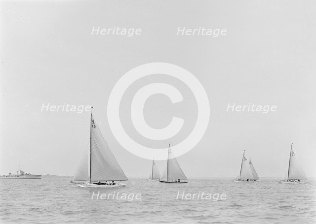 Boats 'Polly', 'Jean' and 'Victoria' starting 6 Metre race, 1921. Creator: Kirk & Sons of Cowes.