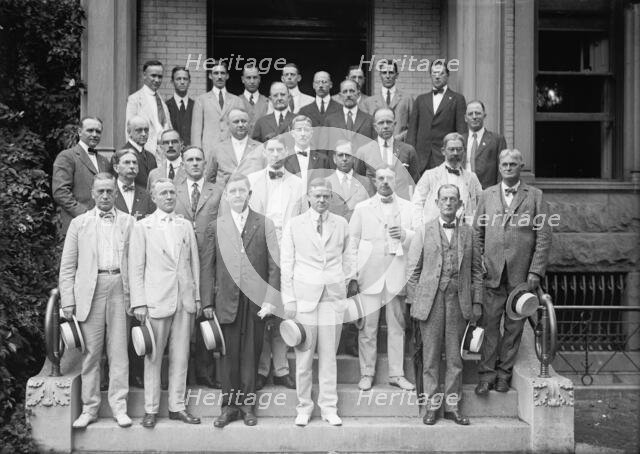 Food Administration, U.S. State Representative, Hoover, Wilbur..., 1917. Creator: Harris & Ewing.