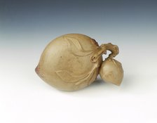 Yixing stoneware brushwasher of peach shape, Qing dynasty, China, 18th century. Artist: Unknown