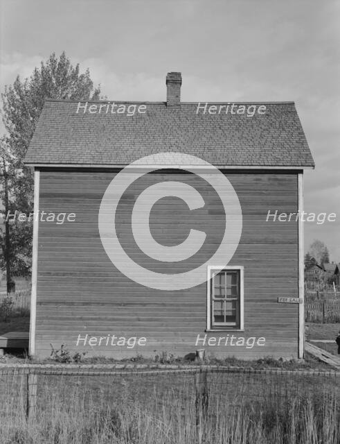 Many of those dependent on the mill have turned back to..., Sandpoint, Bonner County, Idaho, 1939. Creator: Dorothea Lange.