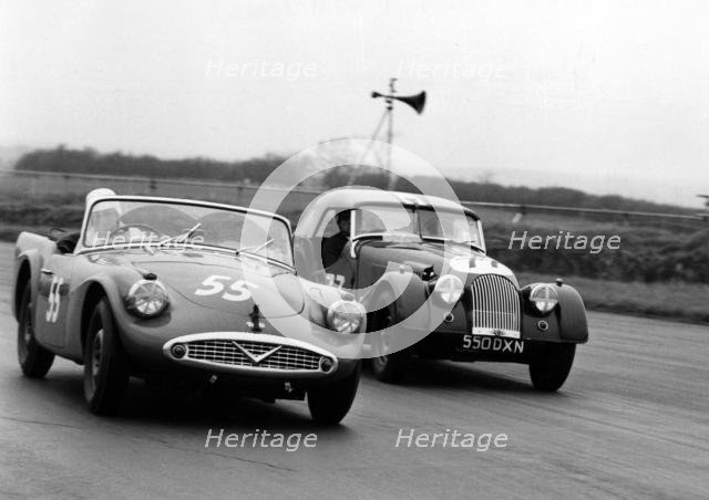 1961 Daimler SP250, Hon. B.Fielding and Morgan +4, Jones. At Silverstone. Creator: Unknown.