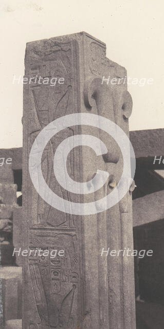 Karnak (Thèbes), Palais - Construction de Granit - Pilier Sculpté, au ..., 1851-52, printed 1853-54. Creator: Félix Teynard.