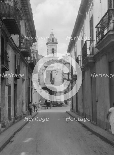 Travel views of Cuba and Guatemala, between 1899 and 1926. Creator: Arnold Genthe.