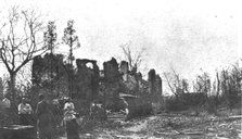 ''La seconde bataille d'Ypres; Le chateau de Langemarck', 1915. Creator: Unknown.