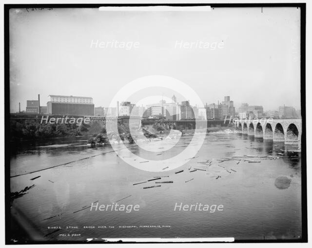 Stone bridge over the Mississippi, Minneapolis, Minn., c1905. Creator: Unknown.