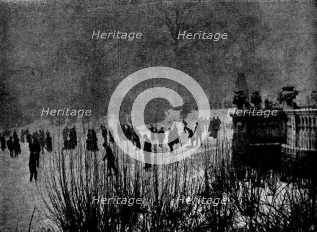 Skating in London: The Serpentine, 1895.  Creator: Russell & Sons.